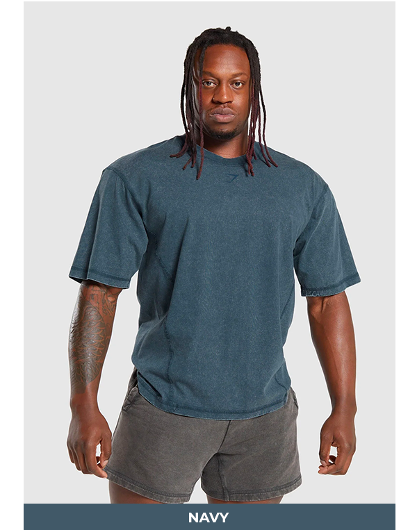 Featuring Heritage Washed T-shirt in Navy.