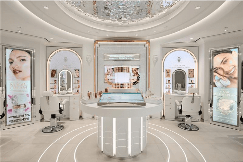 CHARLOTTE'S WORLD-FIRST SKIN SPA