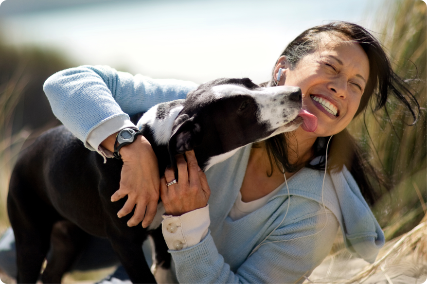 pet sitter and dog