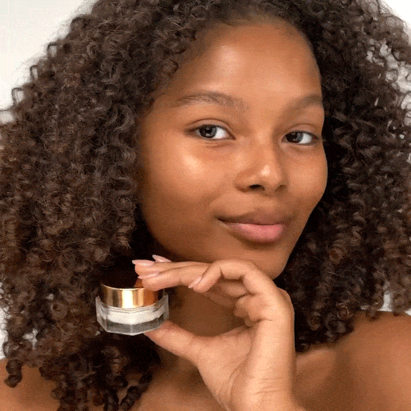 NEW! IMMEDIATE SKIN REVIVAL ON THE GO SET