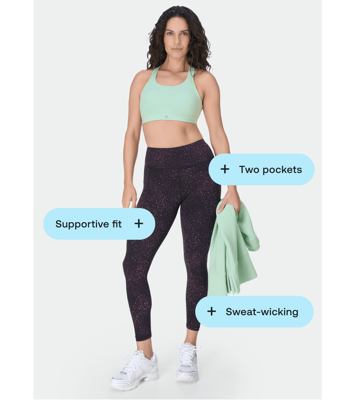 Two pockets, supportive fit, sweat-wicking