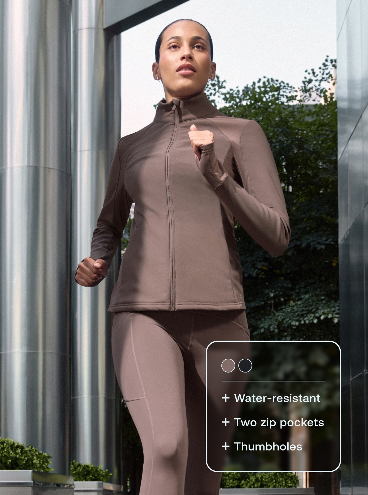Water-resistant | Two zip pockets | Thumbholes