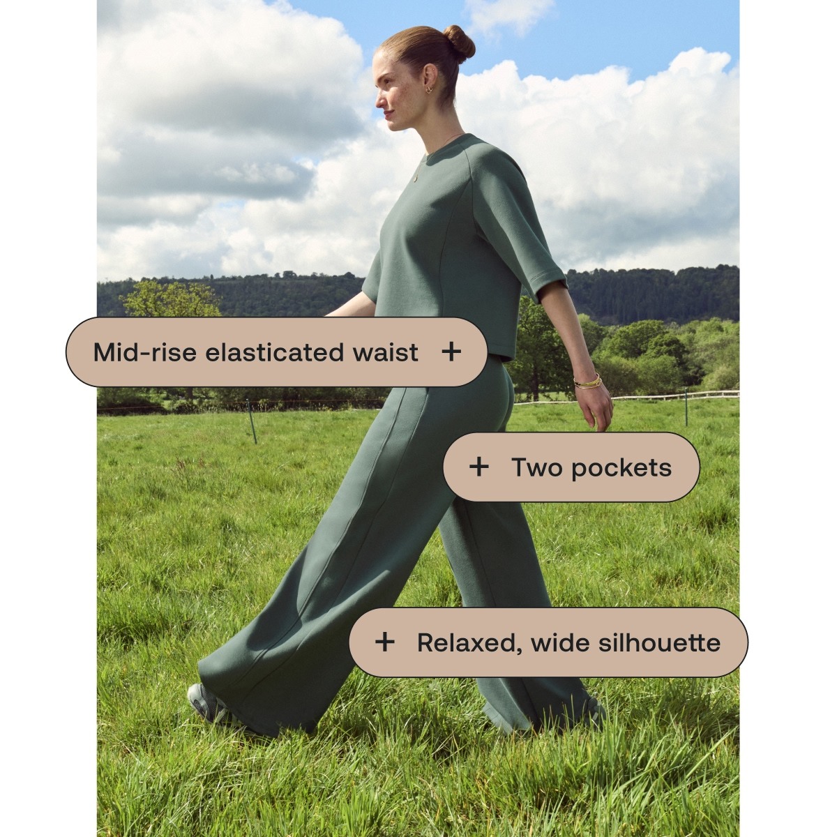 Mid-rise elasticated waist, two pockets, realxed, wide silhouette