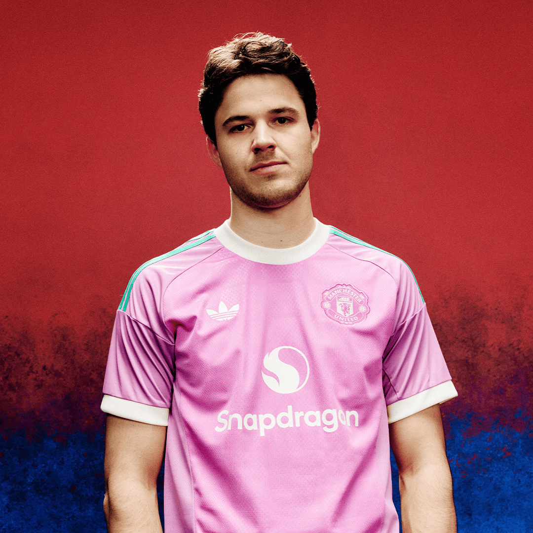 adidas x Manchester United 26/27 Goalkeeper Kit