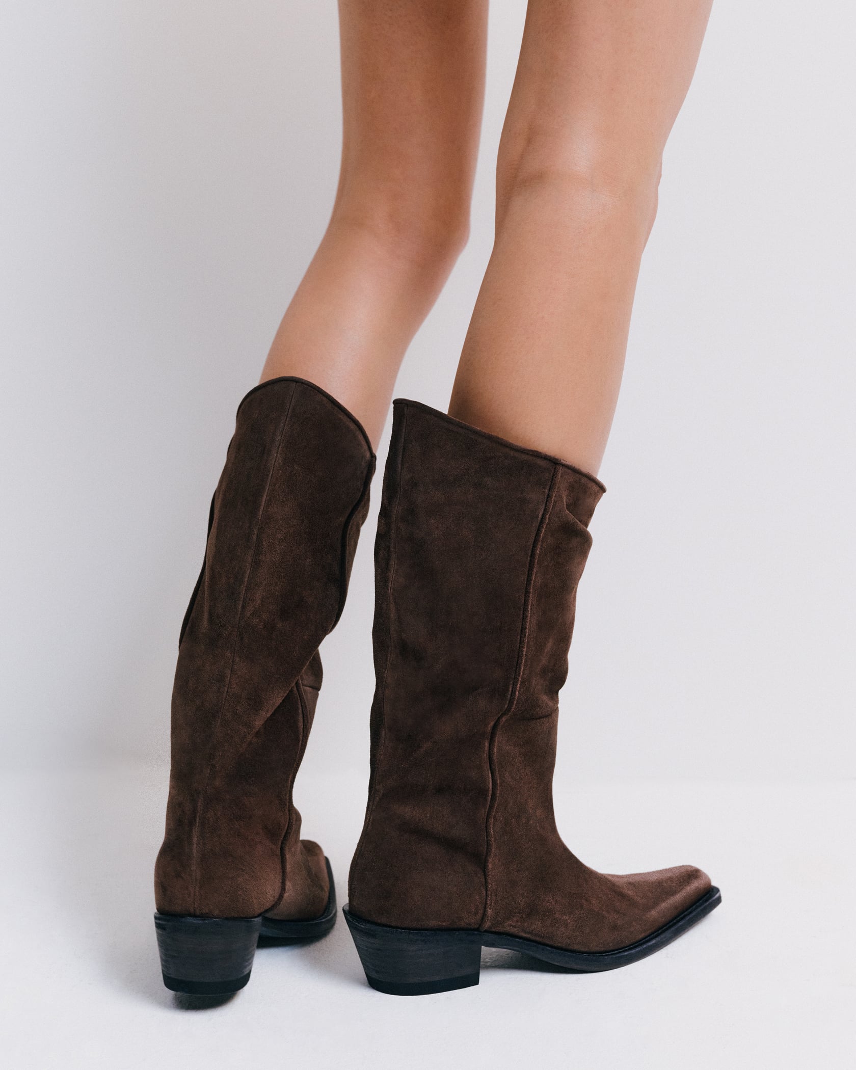 BOOT UP
