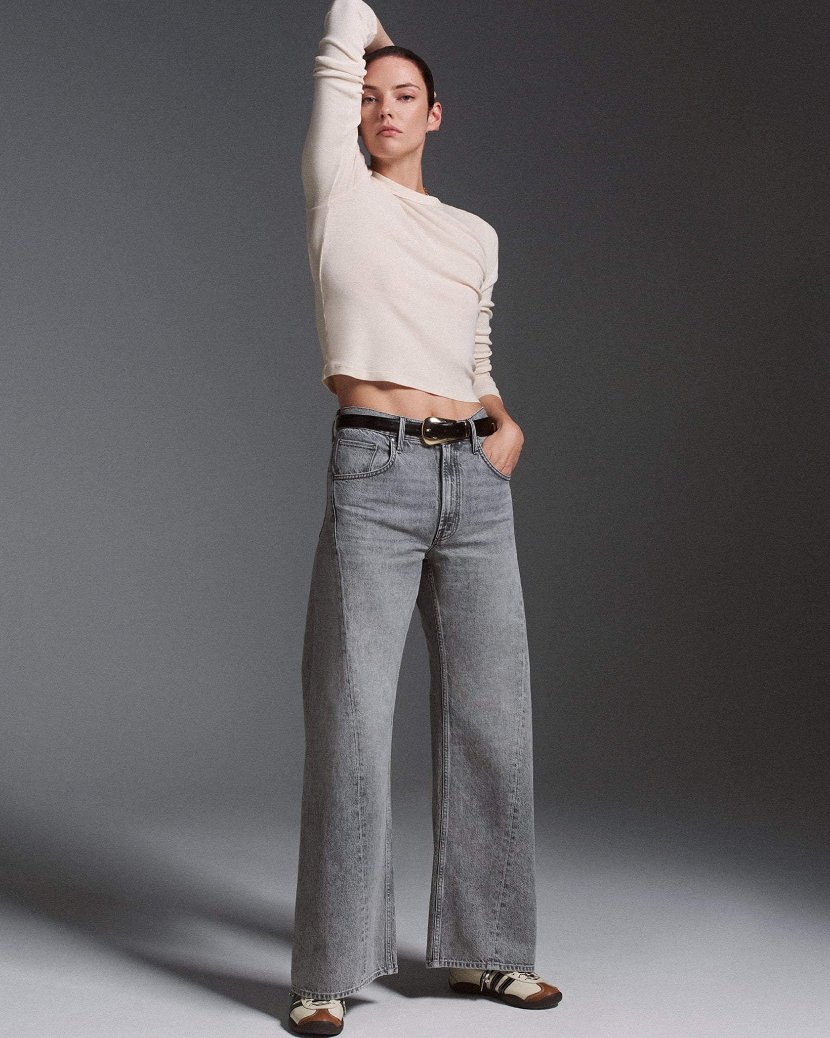 THE WIDE-LEG JEAN