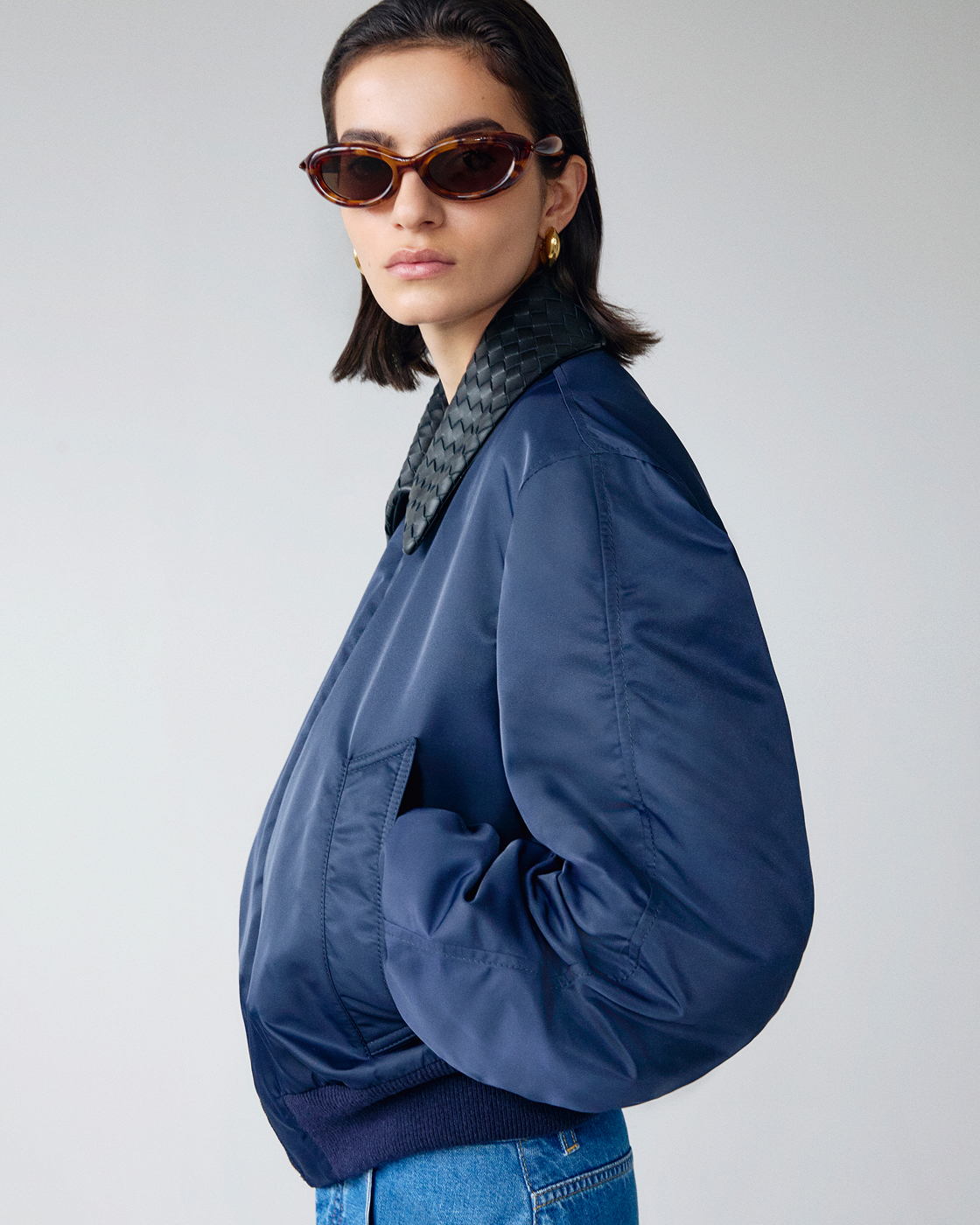 ANNA wears BOTTEGA VENETA