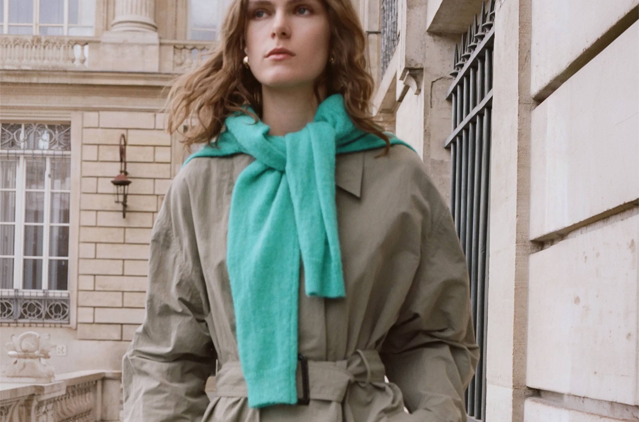 ANNA wears STUDIO NICHOLSON