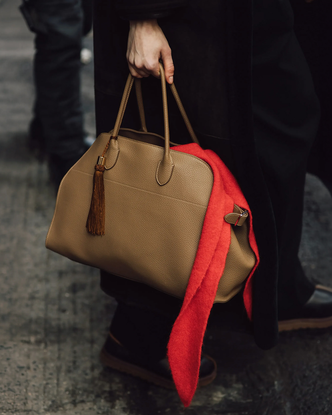 The all-in-one tote